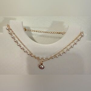 Elegant Gold and Pearl anklet